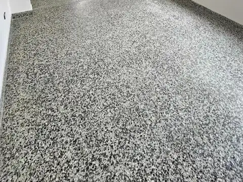 Depto Tipo Casa en Venta en Castelar Norte, USD 70.000