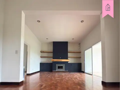 Casa 3 ambientes con 2 baños