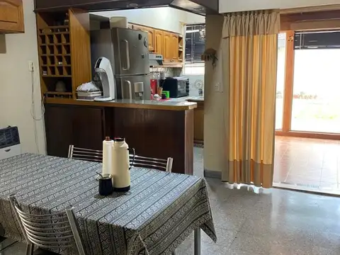 Casa en Venta en Barrio Don Bosco, USD 220.000