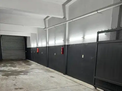 Galpon en Venta en Tolosa, USD 150.000