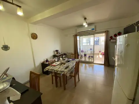 VENTA DPTO 2 AMB MUY LUMINOSO