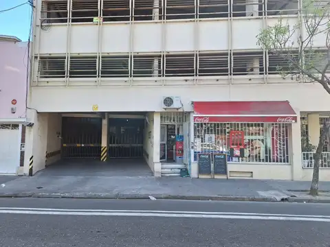 Cochera en  VENTA, Corrientes y Pellegrini, excelente ubicación y precio