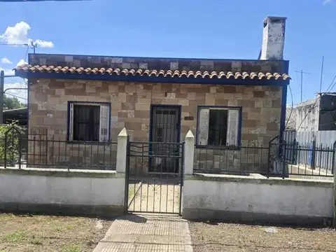 VENTA CASA 3 DORMITORIOS , ABAYUBA - MONTEVIDEO