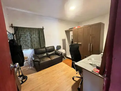 Casa 3 ambientes con 1 baño