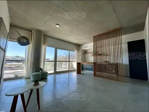 Oficina en Venta con 1 cochera