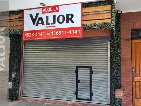 Excelente local en 1 planta - V. Urquiza 