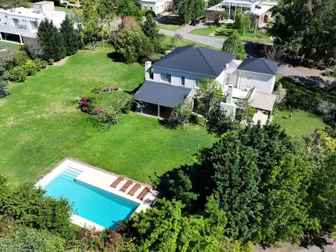 Casa en Venta de 5 dormitorios