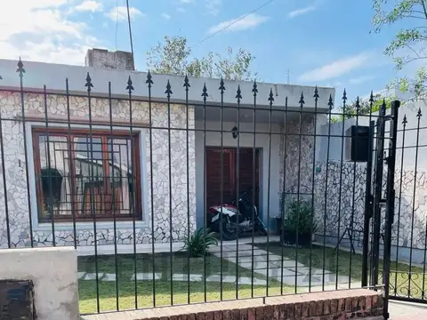 VENTA CASA EN PILAR, RIO SEGUNDO