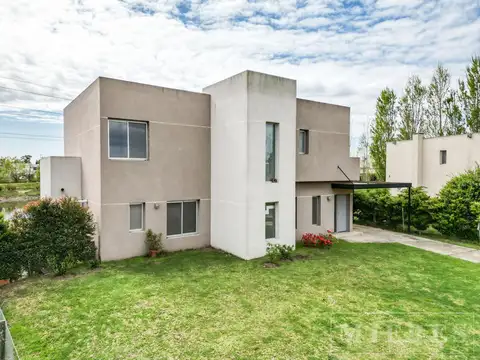 Casa en Venta en San Francisco, USD 350.000