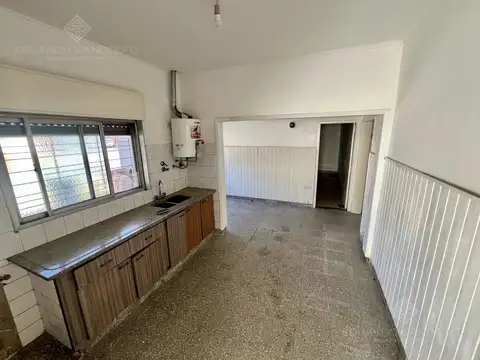 Casa en Alquiler en Lanus Este, $ 700.000