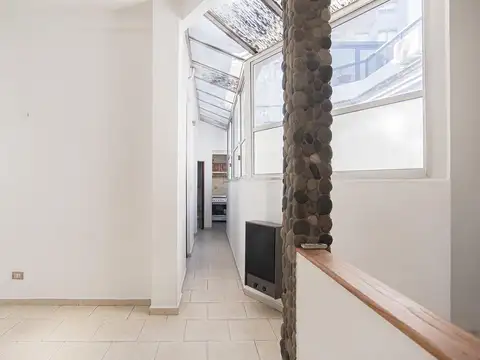 PH 3 ambientes muy luminoso con terraza propia