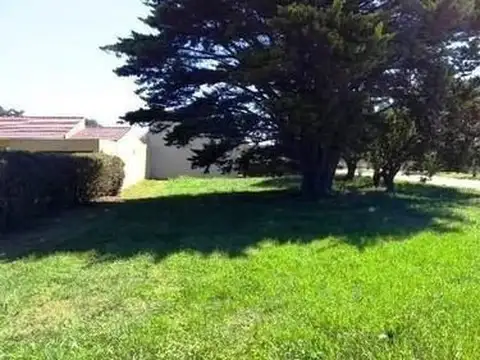 Terreno  En Venta Ubicado En Miramar, Costa Atlántica, Buen