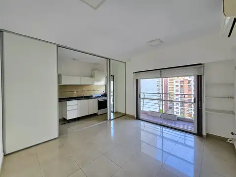 San Lorenzo 100, Piso 7