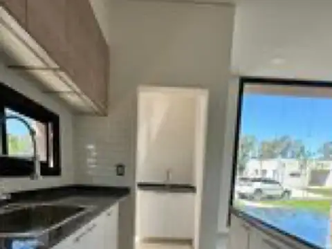 Casa en venta a estrenar Santa Elisa