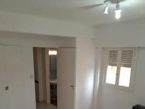 Depto en Alquiler-  Monoambiente apto profesional-