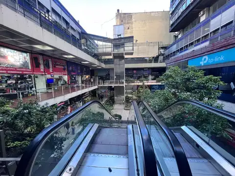 Local en Alquiler 49 años