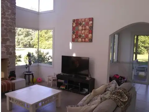 Casa en Venta - 2 Dormitorios 2 Baños- 1200mts2 - Pilar