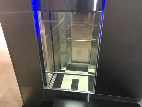 Local en Alquiler en La Plata, USD 8.000