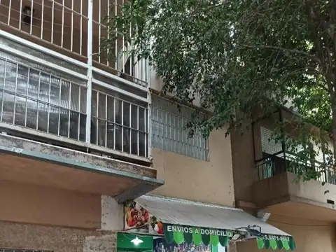 Cullen 4800 Villa Urquiza Local U$65.000