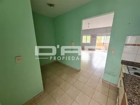 Depto Tipo Casa 3 ambientes con 1 baño