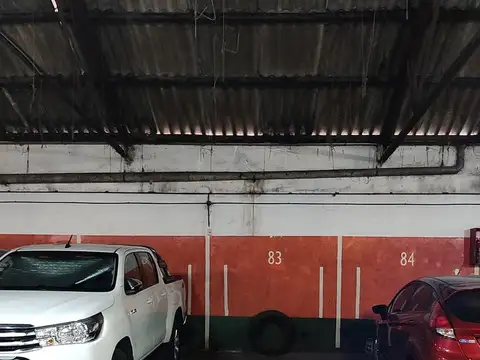 Cochera en Avellaneda en VENTA.