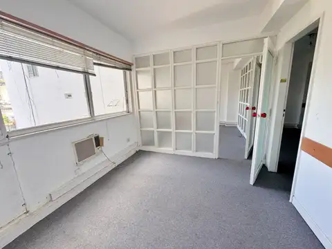 Oficina en Alquiler al Este