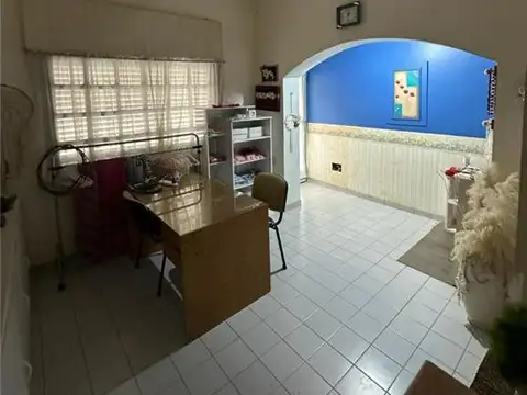 Depto Tipo Casa en Venta en Centro, USD 130.000