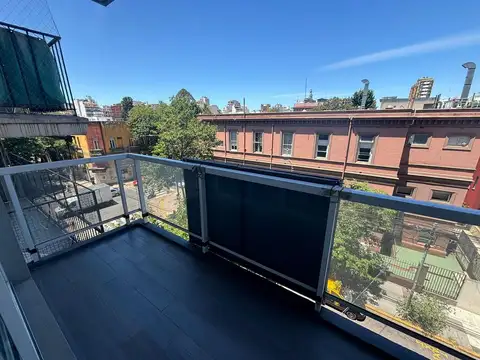 Teniente Juan Domingo Peron 4100, Piso 4