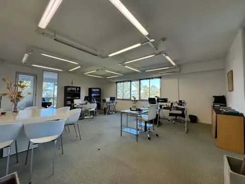 Oficina olivos venta - Zona estratégica