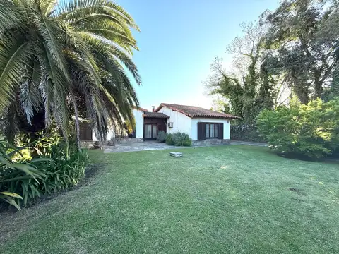 Casa 4 ambientes con 3 baños