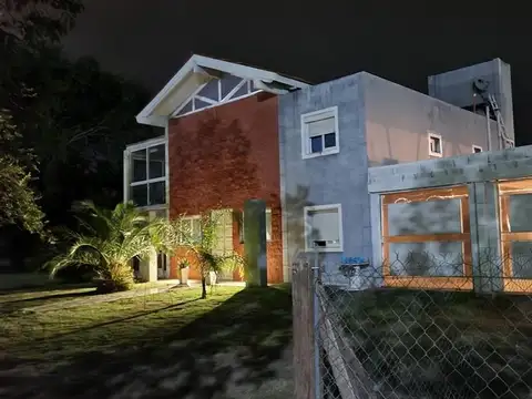 Casa En Venta Causana. Manzana 85 Lote 9