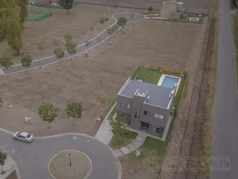 Terreno en  Barrio Cerrado Santo Tomás, Pilar