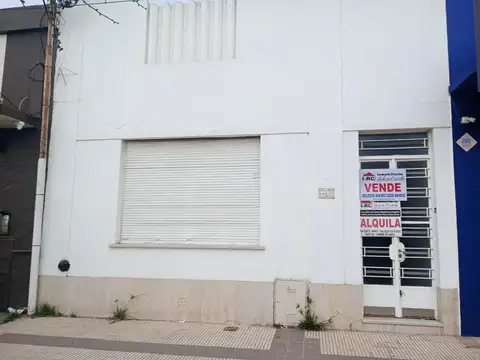 VENTA DE CASANO ANTIGUA EN EL CENTRO DE LA CIUDAD DE CARMEN DE ARECO