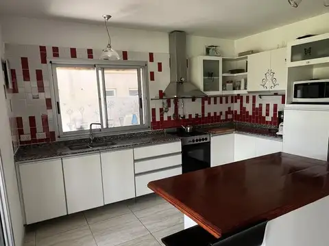 Casa en Venta en El Encuentro, USD 680.000