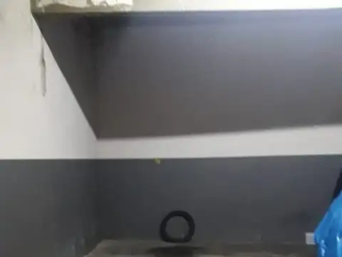 COCHERA EN VENTA- MONTEVIDEO y Bmé. Mitre