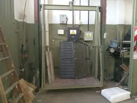 Galpon en Alquiler 9  mts Frente