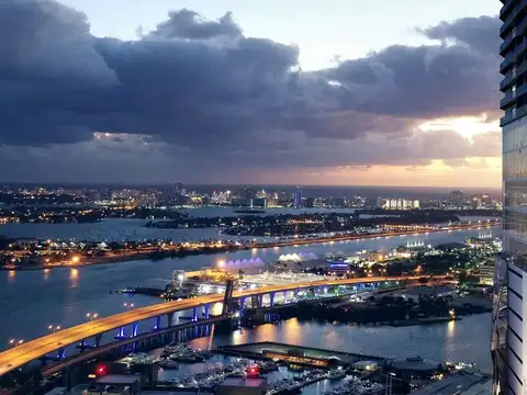 ENTREGA INMEDIATA THE ELSER RESIDENCES Estudio en venta Downtown Miami