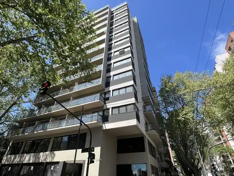 VENTA OFICINA LOCAL VILLA URQUIZA TRES PISOS