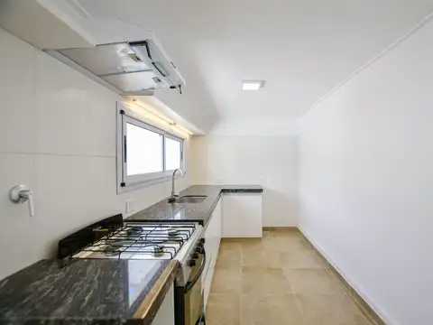 Depto Tipo Casa en Venta 56 años