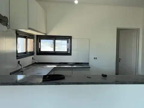 Santa Elena - Pilar del Este 5500