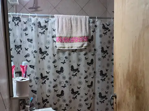 Casa en Venta en Carmen De Areco, USD 1