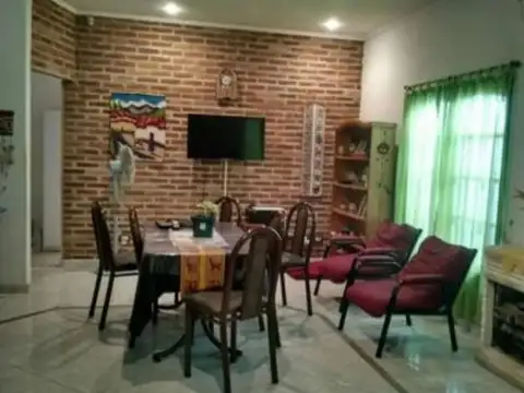 Casa en Venta en Lujan, USD 98.000