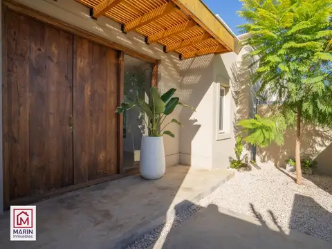 Casa en Venta en Santa Ana, USD 595.000