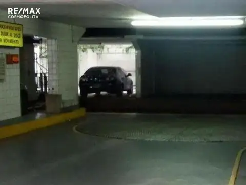 VENTA COCHERA - BARRIO NORTE