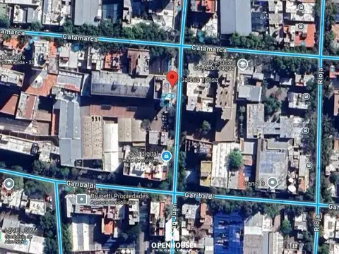 OPENHOUSE inmobiliaria Vende Cochera en la Galería  Tonsa del centro Mendocino.