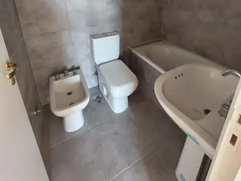 VENTA MONOAMBIENTE AL FRENTE