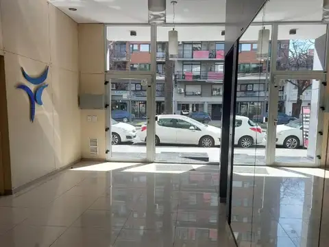 Av. Francia 800, Piso 9