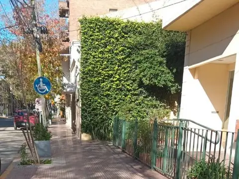 Venta de cochera cubierta excelente ubicacion San Fernando