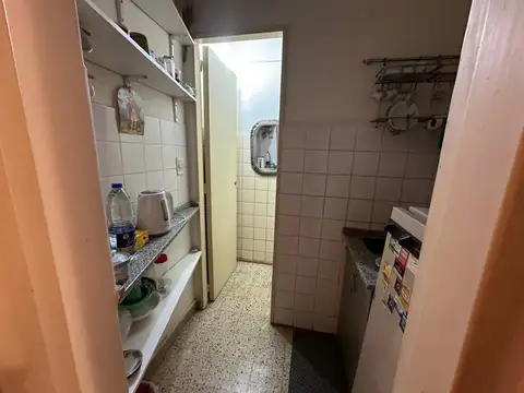 Parana 425 y Av. Corrientes