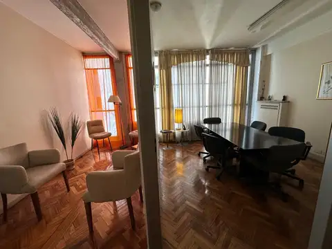 Oficina en Venta 40 años